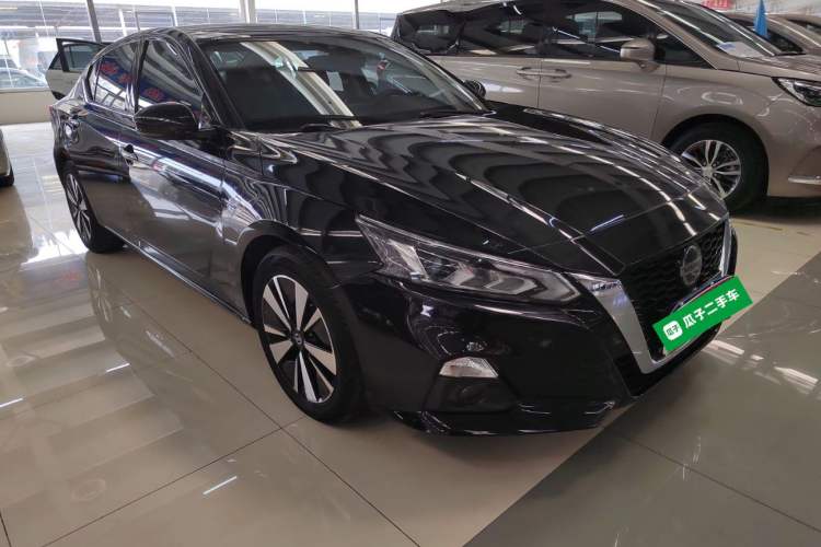 Used Nissan Teana 2020 Revised Version 2.0L XL Upper Smart Drive Edition Front Right 45 Deg