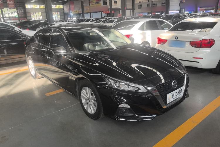 Used Nissan Teana 2020 2.0L XL Comfort Edition Front Right 45 Deg