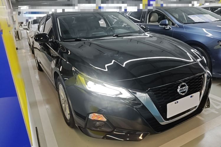 Used Nissan Teana 2020 Revised Version 2.0L XL Comfort Edition Front Right 45 Deg