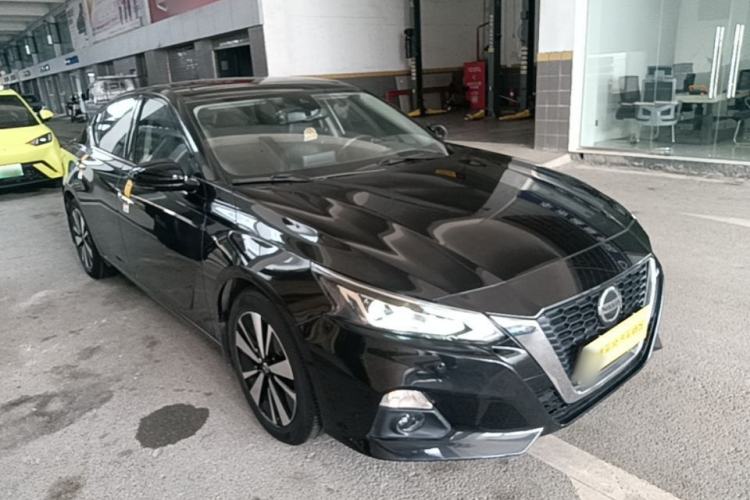 Used Nissan Teana 2020 2.0L XL Upper SmartDrive Version Front Right 45 Deg