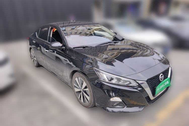 Used Nissan Teana 2020 Revised Version 2.0L XL Comfort Edition Front Right 45 Deg