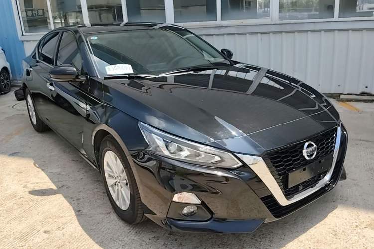 Used Nissan Teana 2020 Revised Version 2.0L XL Comfort Edition Front Right 45 Deg