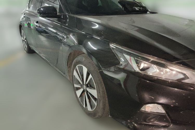 Used Nissan Teana 2020 Revised Version 2.0L XL Comfort Edition Front Right 45 Deg