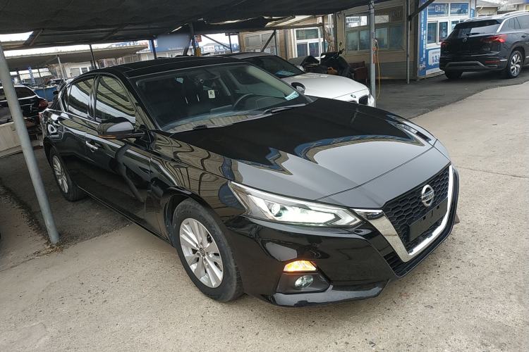 Used Nissan Teana 2020 2.0L XL Comfort Edition Front Right 45 Deg