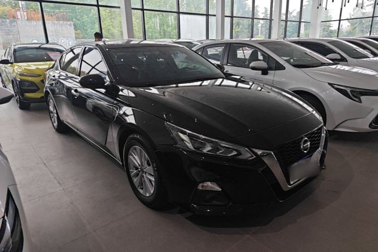 Used Nissan Teana 2020 2.0L XL Comfort Edition Front Right 45 Deg