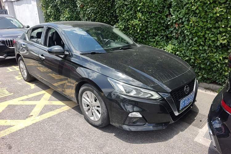 Used Nissan Teana 2020 2.0L XL Comfort Edition Front Right 45 Deg