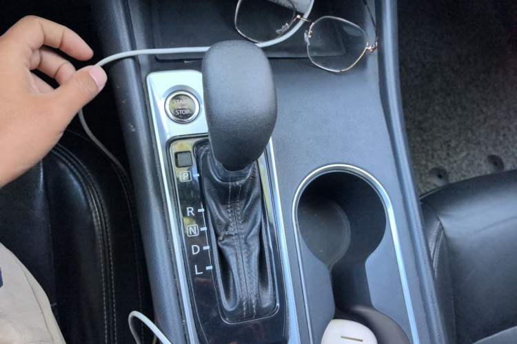 Used Nissan Teana 2020 Revised Version 2.0L XL Comfort Edition Gear Lever