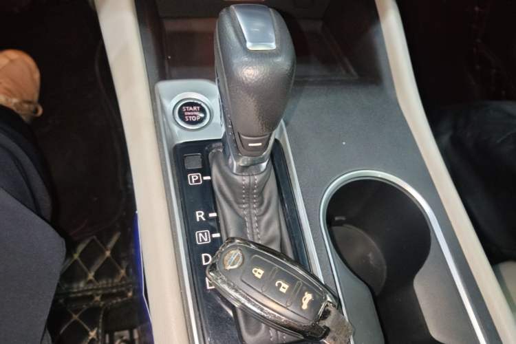 Used Nissan Teana 2020 2.0L XL Comfort Edition Gear Lever