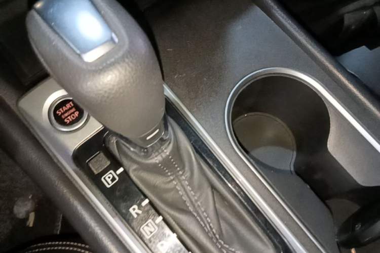 Used Nissan Teana 2020 2.0L XL Comfort Edition Gear Lever