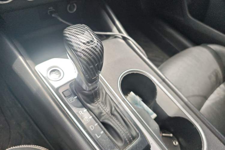 Used Nissan Teana 2020 Revised Version 2.0L XL Comfort Edition Gear Lever