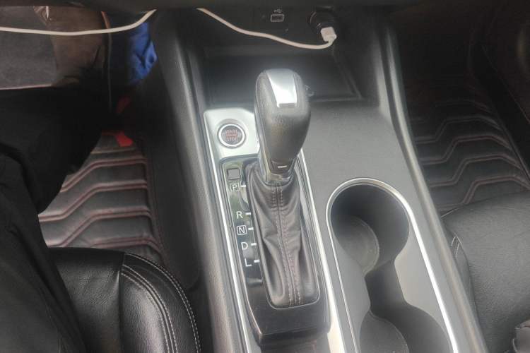 Used Nissan Teana 2020 2.0L XL Comfort Edition Gear Lever
