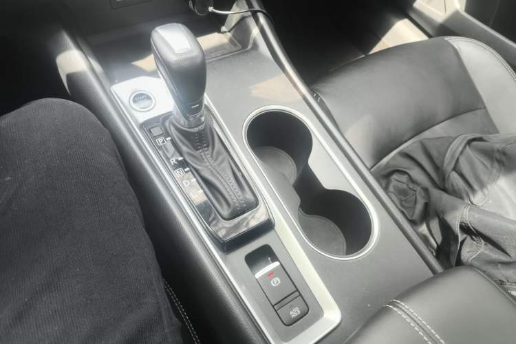 Used Nissan Teana 2020 2.0L XL Upper SmartDrive Version Gear Lever