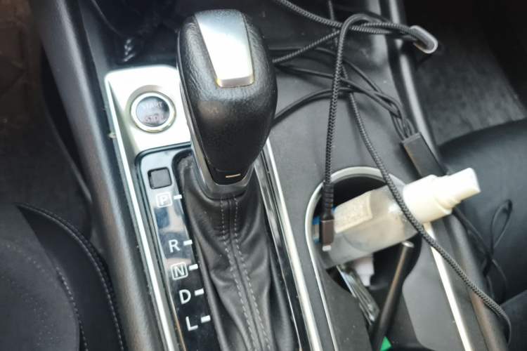 Used Nissan Teana 2020 Revised Version 2.0L XL Comfort Edition Gear Lever