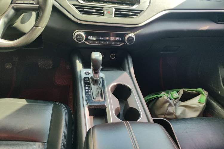 Used Nissan Teana 2020 2.0L XL Comfort Edition Gear Lever