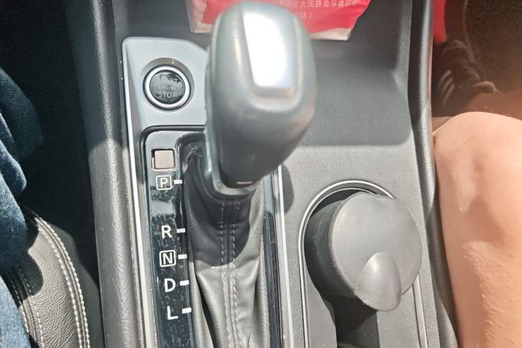 Used Nissan Teana 2020 2.0L XL Comfort Edition Gear Lever