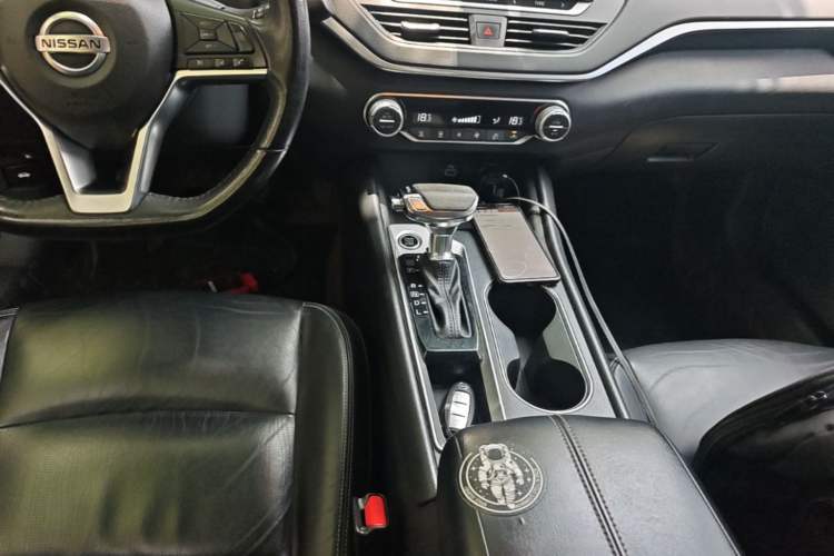 Used Nissan Teana 2020 2.0L XL Comfort Edition Gear Lever
