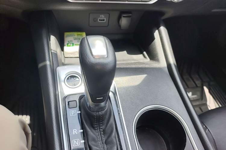 Used Nissan Teana 2020 2.0L XL Comfort Edition Gear Lever