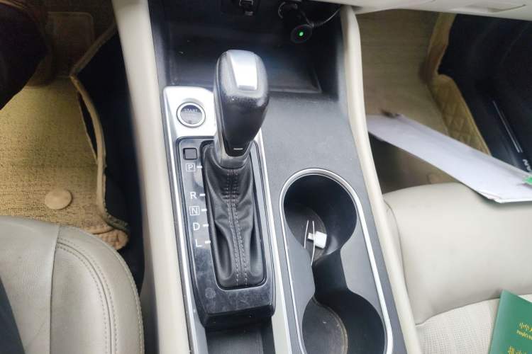 Used Nissan Teana 2020 2.0L XL Comfort Edition Gear Lever