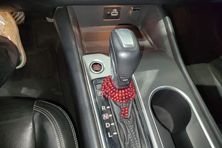 Used Nissan Teana 2020 2.0L XL Comfort Edition Gear Lever
