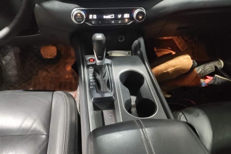 Used Nissan Teana 2020 2.0L XL Comfort Edition Gear Lever