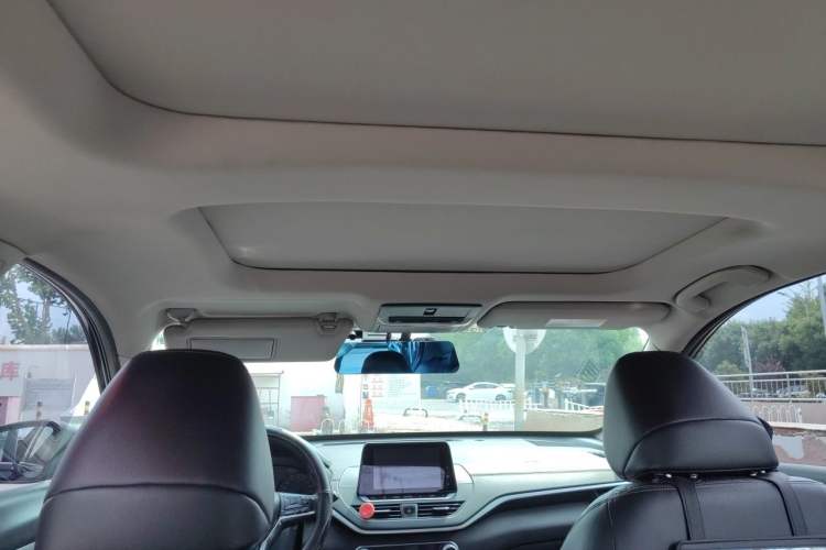 Used Nissan Teana 2020 2.0L XL Comfort Edition Headliner