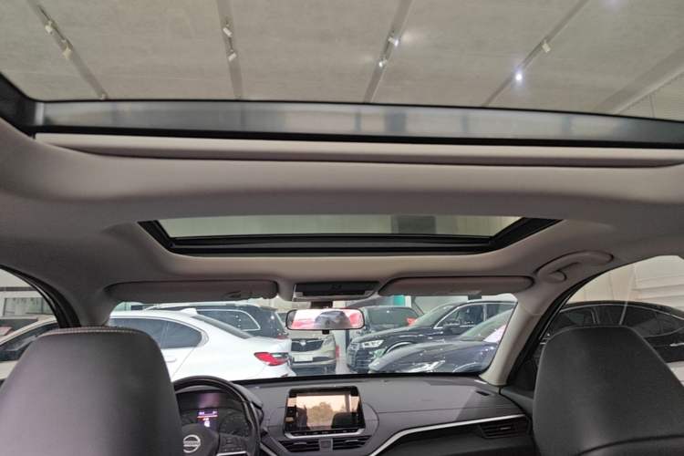 Used Nissan Teana 2020 2.0L XL Comfort Edition Headliner