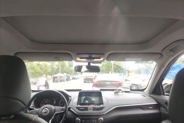 Used Nissan Teana 2020 2.0L XL Comfort Edition Headliner