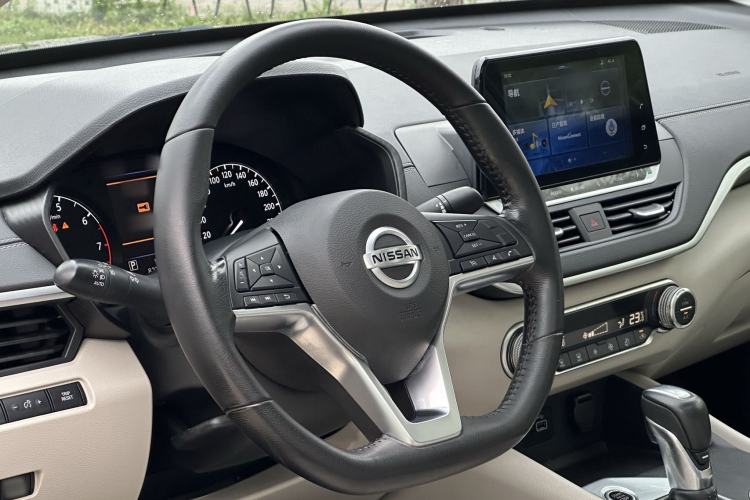Used Nissan Teana 2020 2.0L XL Comfort Edition Interior 2