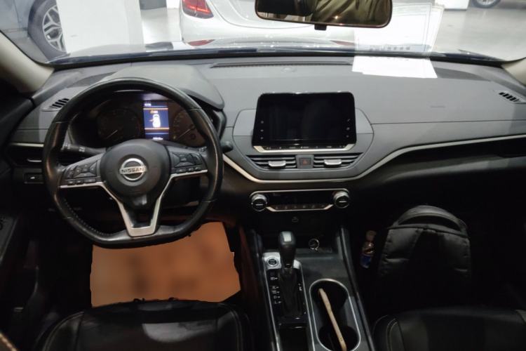 Used Nissan Teana 2020 Revised Version 2.0L XL Comfort Edition Interior 2