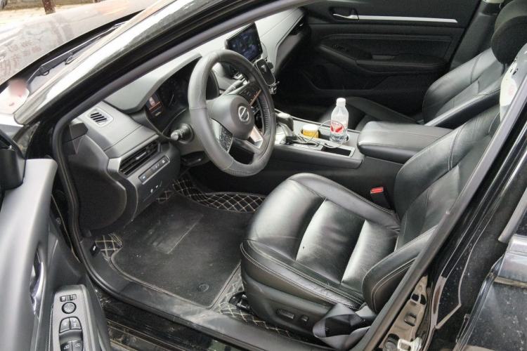 Used Nissan Teana 2020 2.0L XL Comfort Edition Interior 3