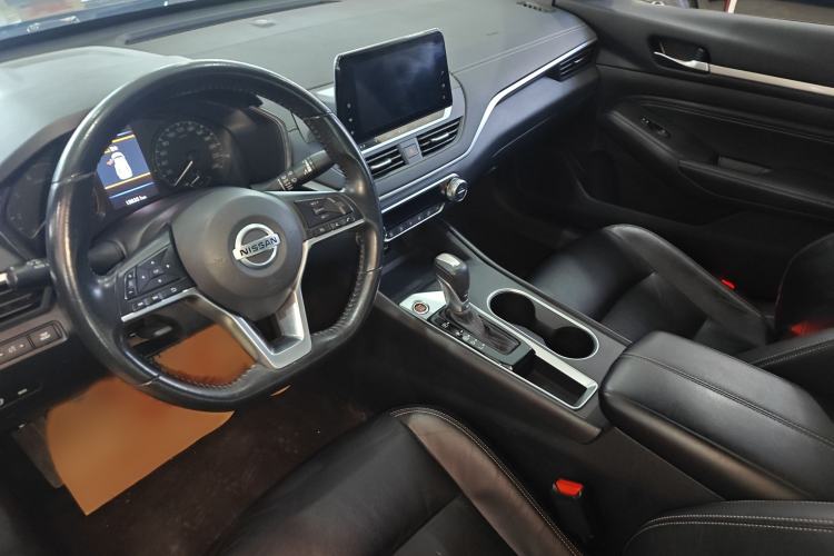Used Nissan Teana 2020 Revised Version 2.0L XL Comfort Edition Interior 3