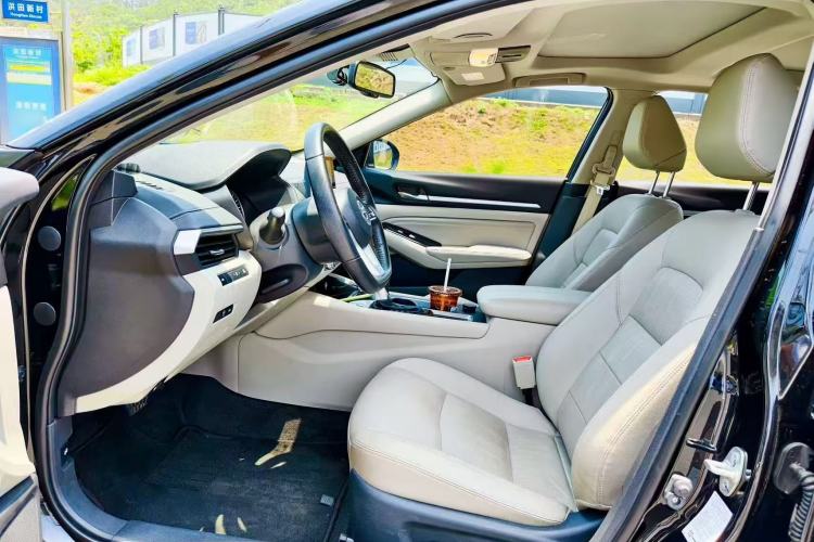 Used Nissan Teana 2020 Revised Version 2.0L XL Upper Smart Drive Edition Interior 3