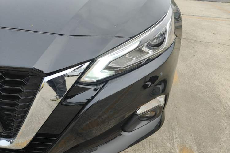 Used Nissan Teana 2020 2.0L XL Comfort Edition Left Front Headlight