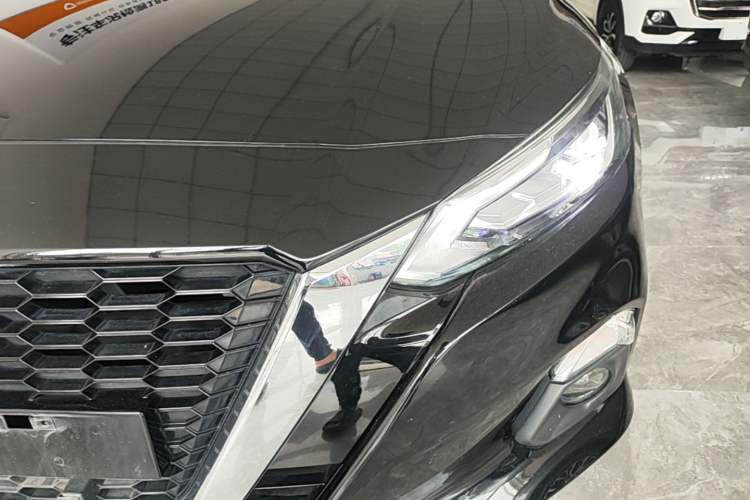 Used Nissan Teana 2020 2.0L XL Comfort Edition Left Front Headlight