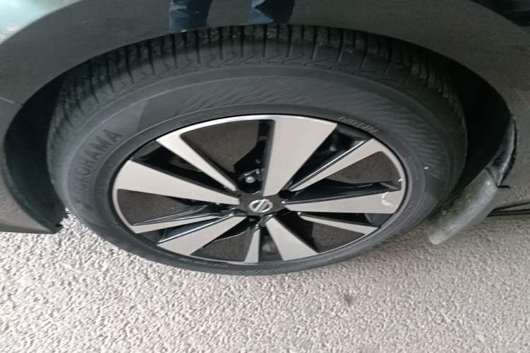 Used Nissan Teana 2020 2.0L XL Upper SmartDrive Version Left Front Wheel Hub