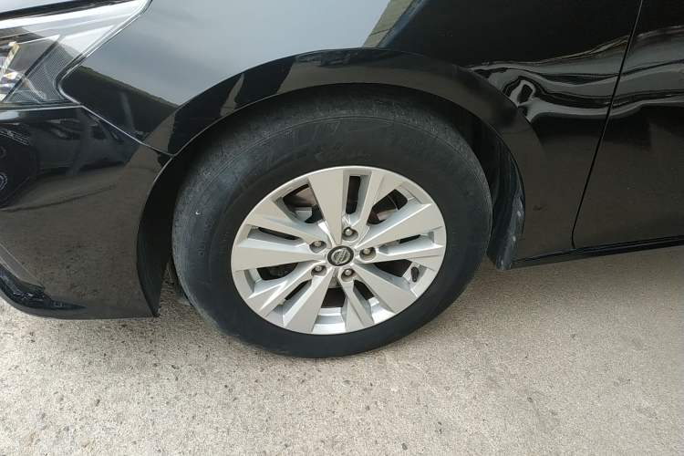 Used Nissan Teana 2020 2.0L XL Comfort Edition Left Front Wheel Hub