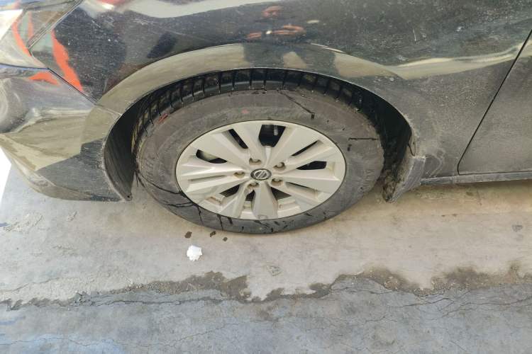 Used Nissan Teana 2020 2.0L XL Comfort Edition Left Front Wheel Hub