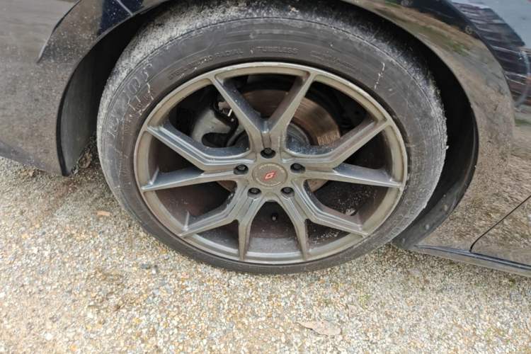 Used Nissan Teana 2020 2.0L XL Comfort Edition Left Front Wheel Hub