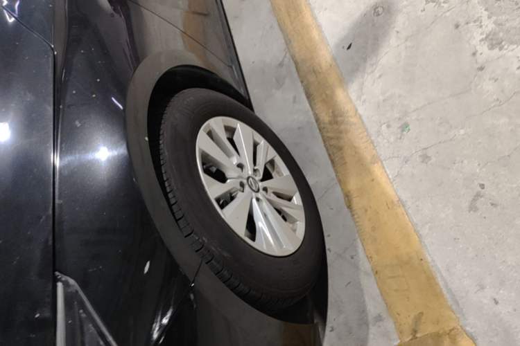 Used Nissan Teana 2020 2.0L XL Comfort Edition Left Front Wheel Hub