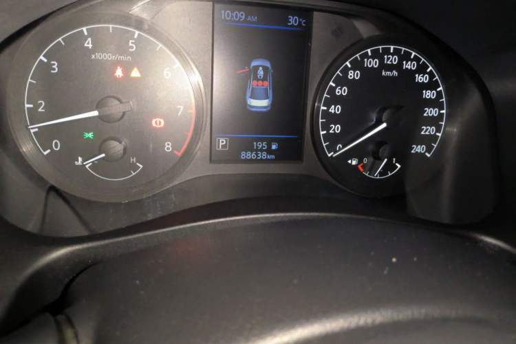 Used Nissan Teana 2020 2.0L XL Comfort Edition Odometer Close Up