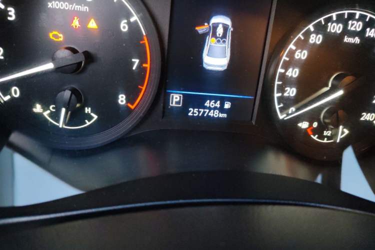Used Nissan Teana 2020 Revised Version 2.0L XL Comfort Edition Odometer Close Up