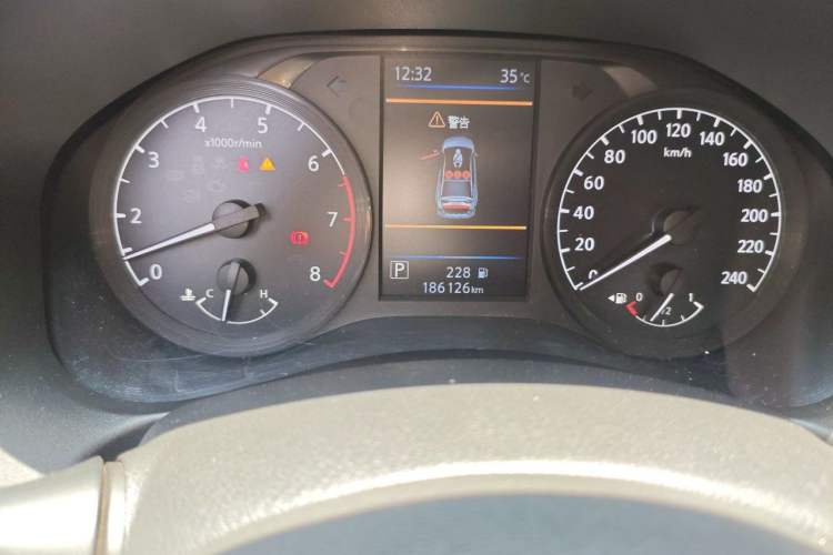 Used Nissan Teana 2020 Revised Version 2.0L XL Comfort Edition Odometer Close Up