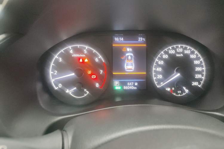 Used Nissan Teana 2020 2.0L XL Comfort Edition Odometer Close Up
