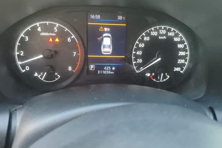 Used Nissan Teana 2020 Revised Version 2.0L XL Comfort Edition Odometer Close Up