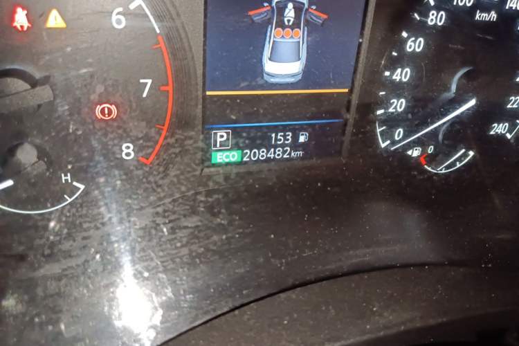 Used Nissan Teana 2020 2.0L XL Comfort Edition Odometer Close Up