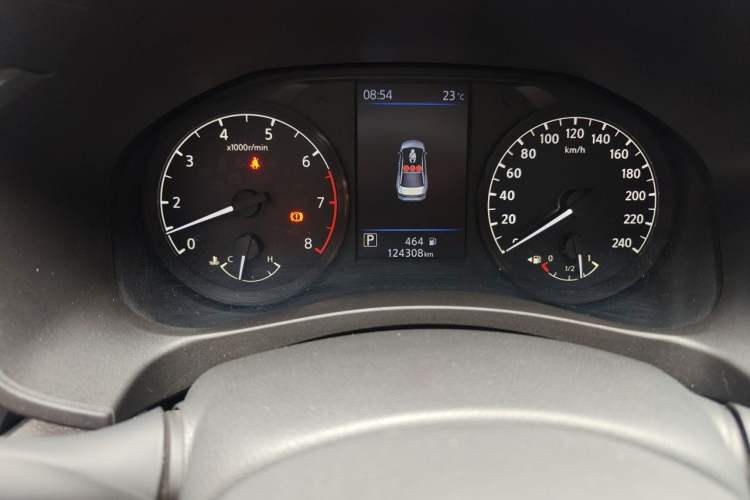 Used Nissan Teana 2020 2.0L XL Comfort Edition Odometer Close Up