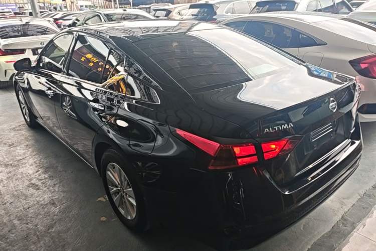 Used Nissan Teana 2020 2.0L XL Comfort Edition Rear Left 45 Deg