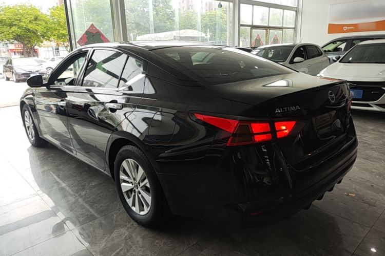 Used Nissan Teana 2020 2.0L XL Comfort Edition Rear Left 45 Deg