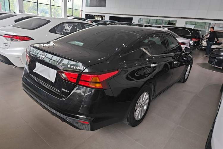 Used Nissan Teana 2020 2.0L XL Comfort Edition Rear Right 45 Deg