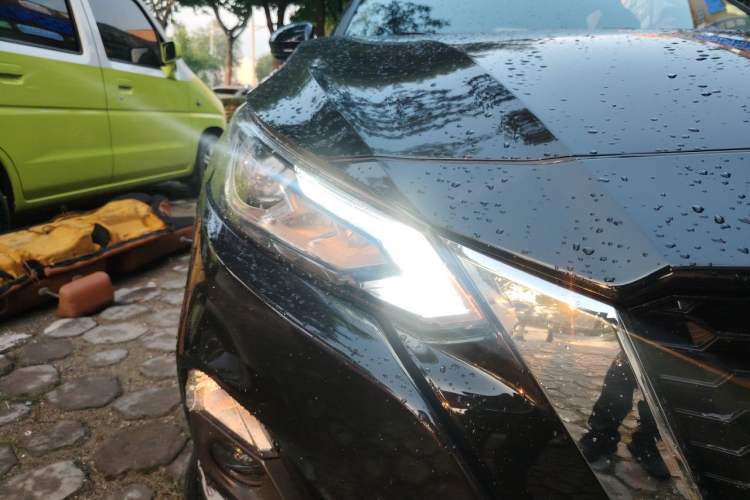 Used Nissan Teana 2020 Revised Version 2.0L XL Comfort Edition Right Front Headlight